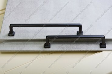 Ручка-скоба 128 мм матовый черный 5588-012 4