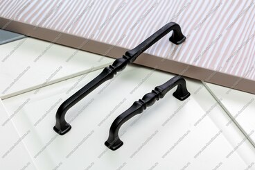 Ручка-скоба 128 мм матовый черный 813-128-V05 7