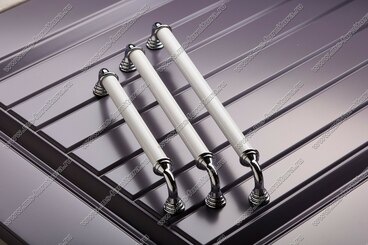 Ручка-скоба 192 мм хром/белый 833-192-V1/V6 5